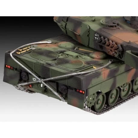 Revell Leopard 2A6/A6M 4 Revell Leopard 2A6/A6M – Bild 2