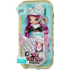 MGA Na! Na! Na! Surprise 2-in-1 Pom Doll Metallic Series 1 Asst In PDQ -Spielwarenladen na na na surprise 2 in 1 pom doll metallic series 1 asst in pdq mga entertainme 0035051117773 4